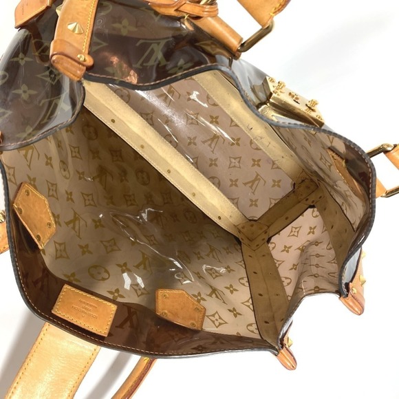 LOUIS VUITTON Brown Monogram Shoulder Bag - Picture 14 of 16